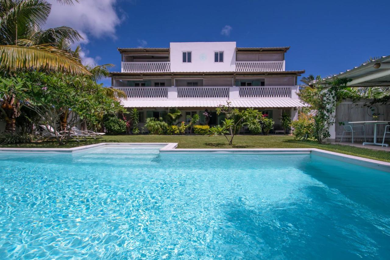 Le Mandala Moris Guesthouse Pointe Aux Canonniers Grand Baie Exterior photo